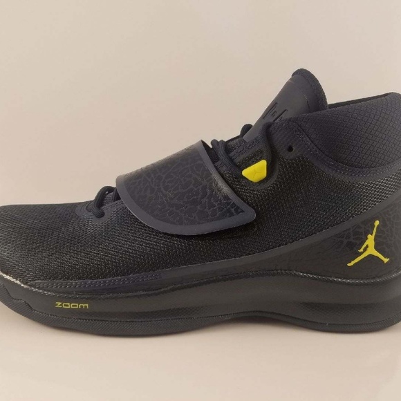 Nike Jordan Superfly 5 size 12 mens - Picture 2 of 5